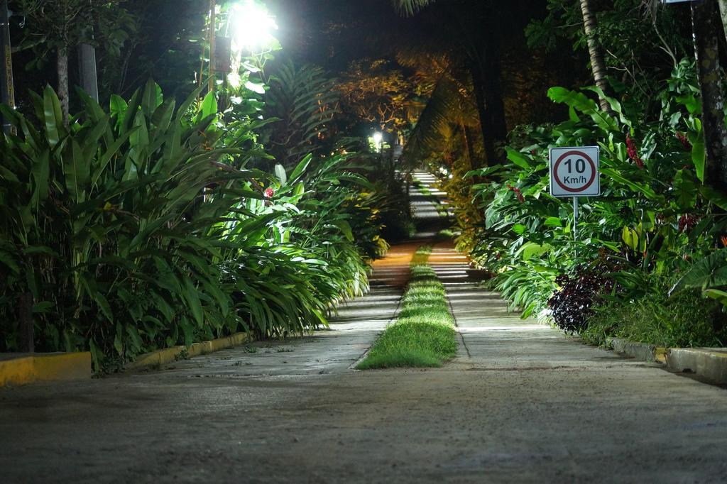 Hotel La Aldea Del Halach Huinic Palenque Bagian luar foto